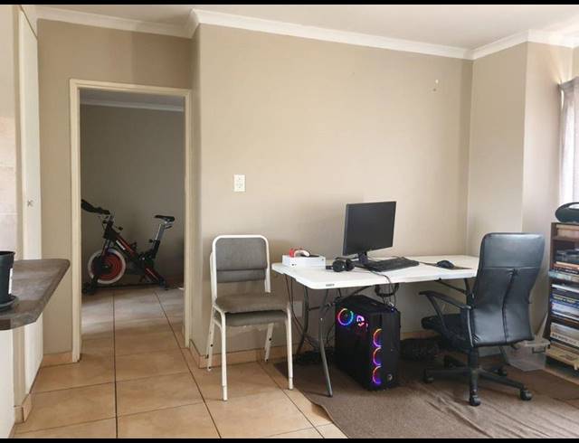 1 BEDROOM APARTMENT FOR SALE IN RIETVALLEIRAND